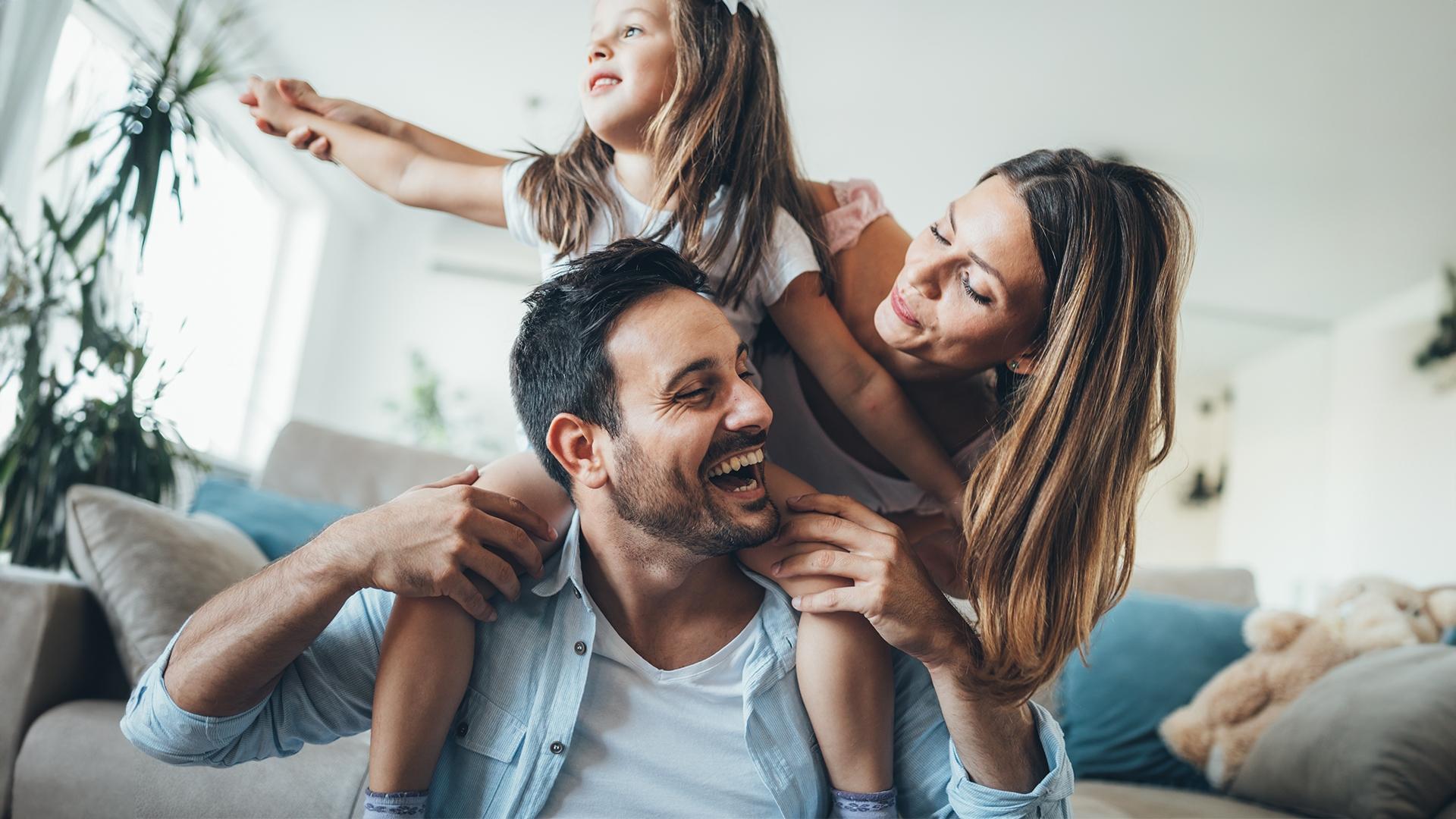 1920x1080-famille-maison.jpg