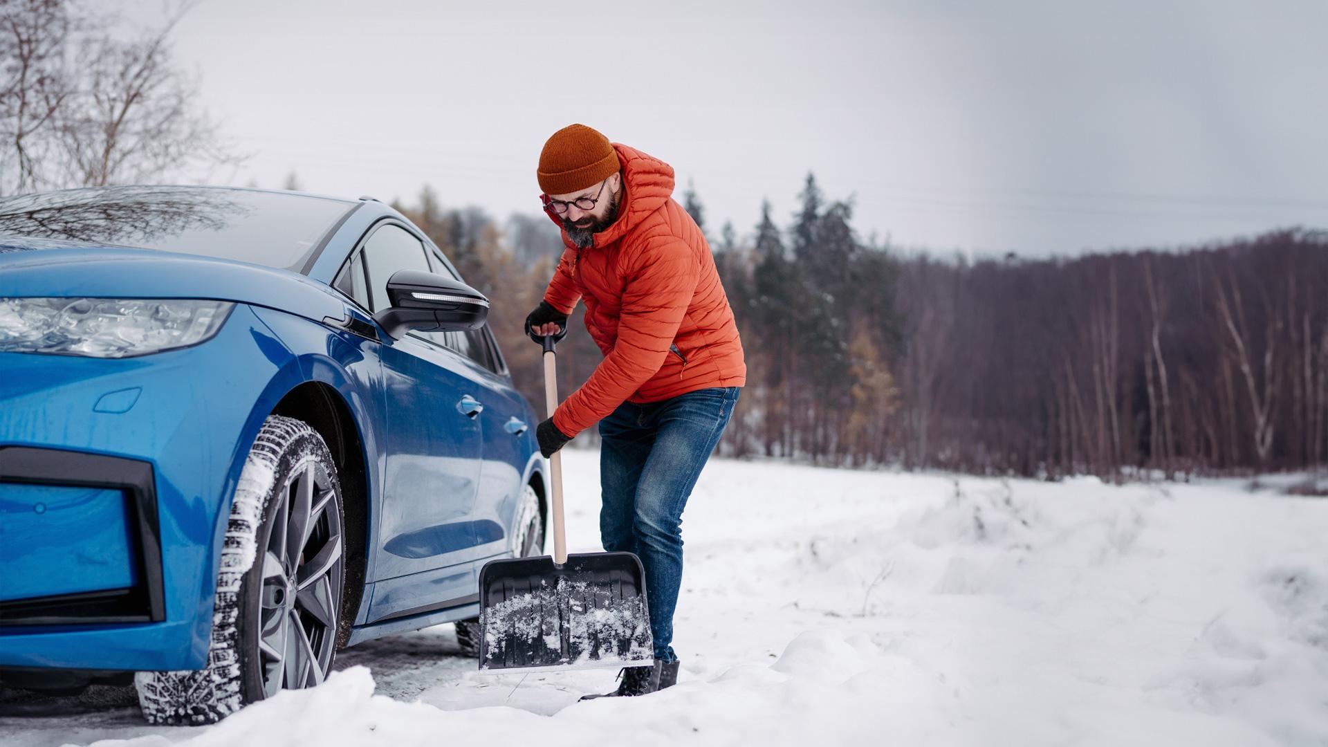 1920X1080_conseil_12_indispensables_trousse_urgence_hivernale_voiture.jpg