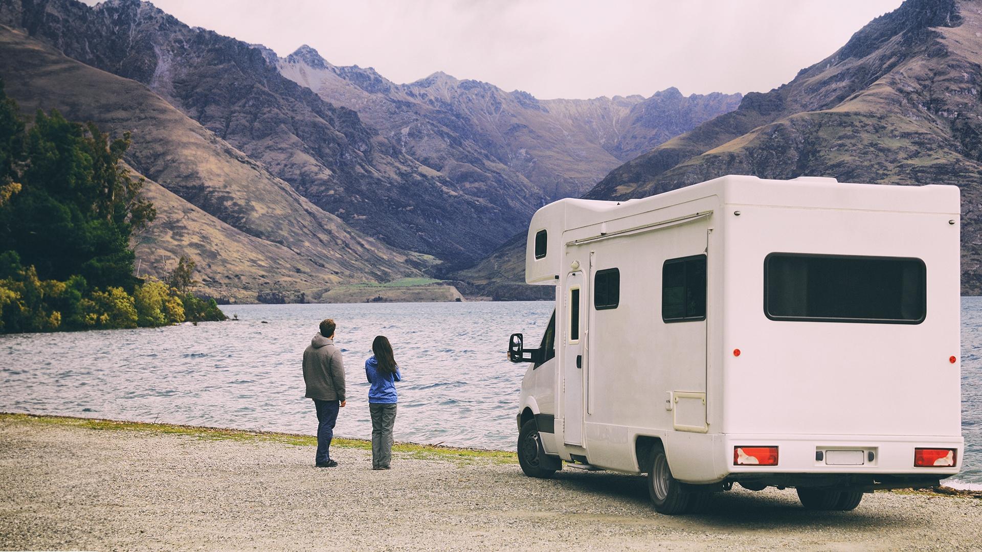 1920x1080_caa-couple-vr-roadtrip.jpg